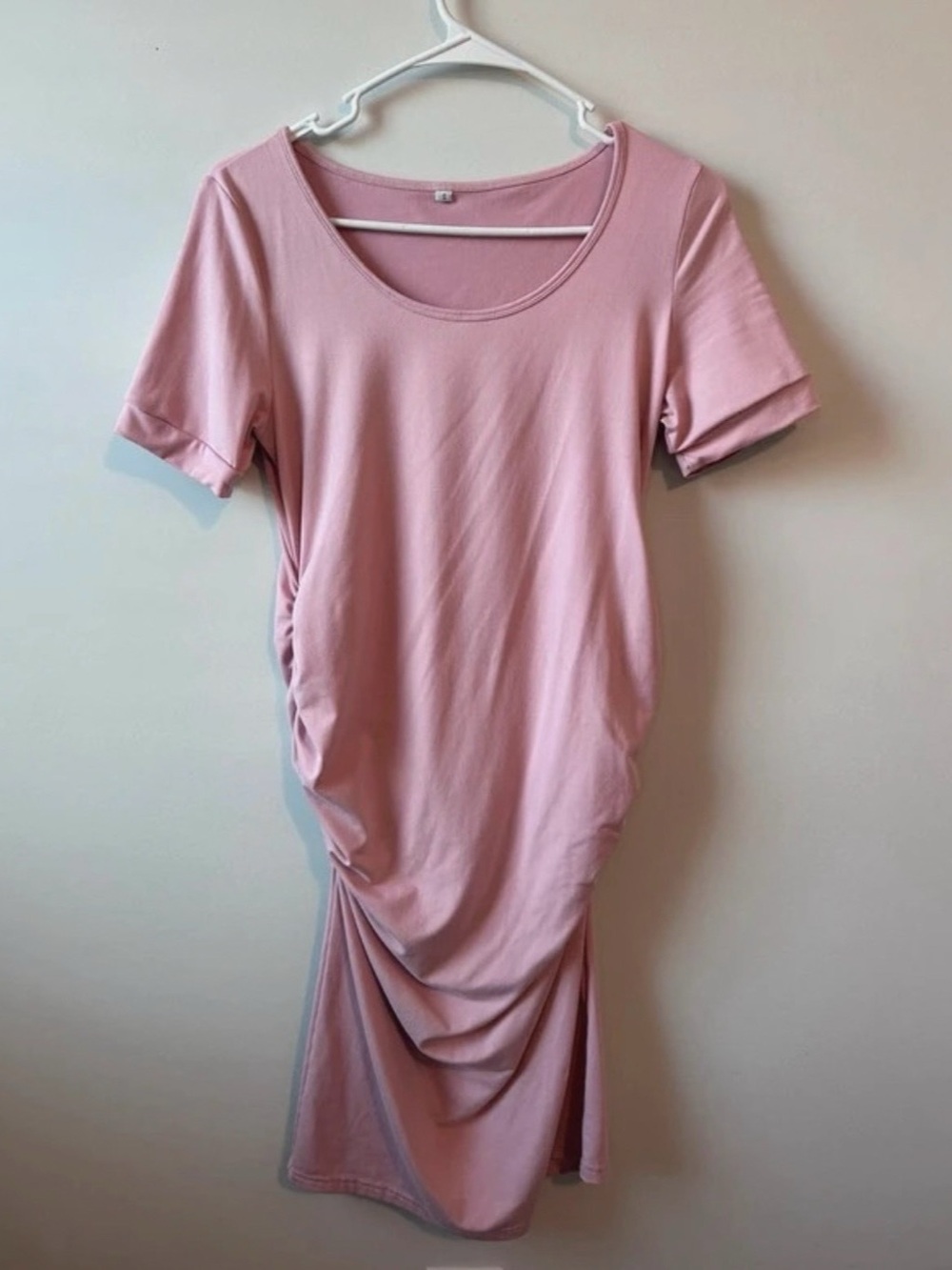 Maternity Ruched Midi Dress in Pink Size Small Like New